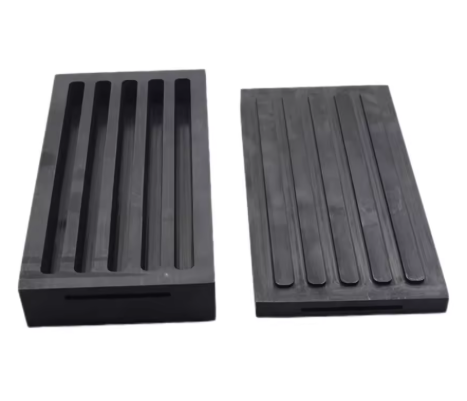 KHUÔN GRAPHITE ĐÚC VÀNG BẠC: HỘP CHỨA CHỊU NHIỆT ĐỘ CỰC CAO, GIA CÔNG RÃNH DẦU TÙY CHỈNH