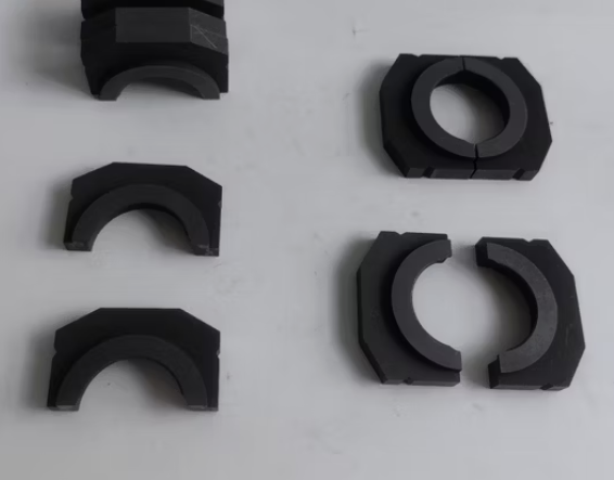 GRAPHITE TÙY CHỈNH CHO NGÀNH THỦY TINH RỖNG VÀ BAO BÌ THỦY TINH: GIA CÔNG CHÍNH XÁC, CHỊU NHIỆT CỰC CAO