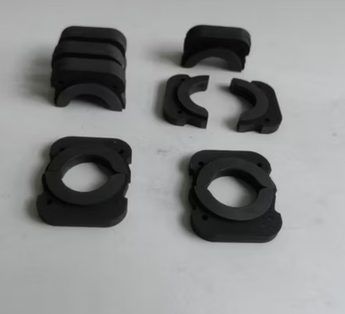 GRAPHITE VÀ CARBON COMPOSITES (CFC) CUNG CẤP TỪ NHÀ MÁY: VẬT LIỆU CAO CẤP CHO NGÀNH XỬ LÝ KÍNH